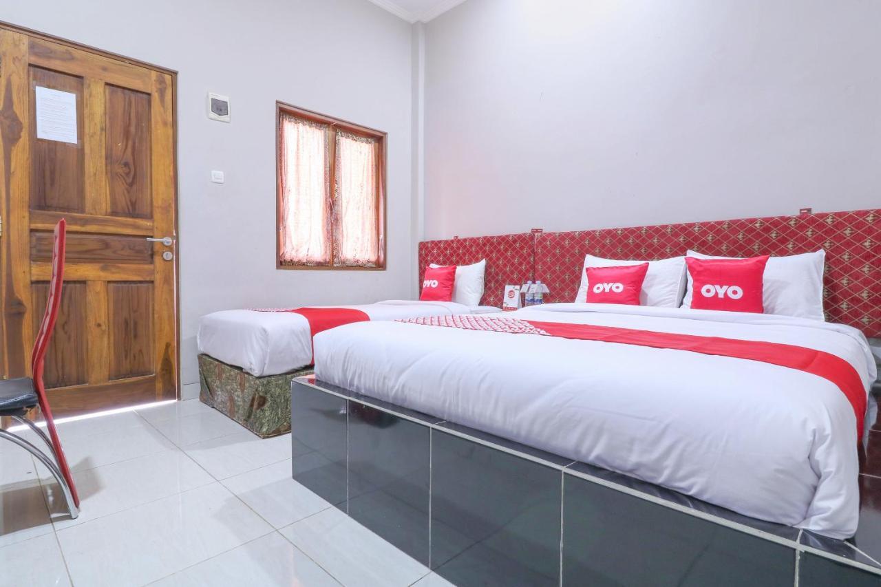 Oyo 1670 Likko Inn Dempassar Exterior foto
