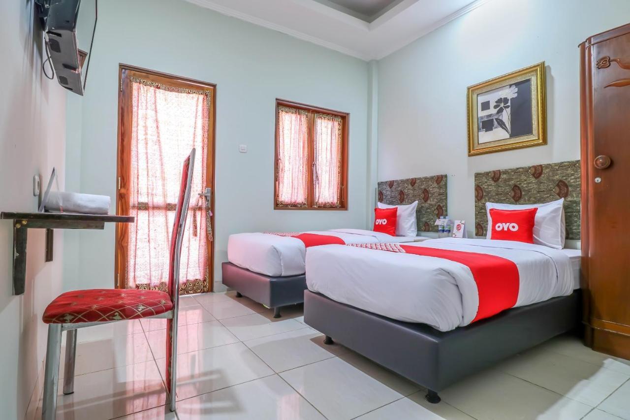 Oyo 1670 Likko Inn Dempassar Exterior foto