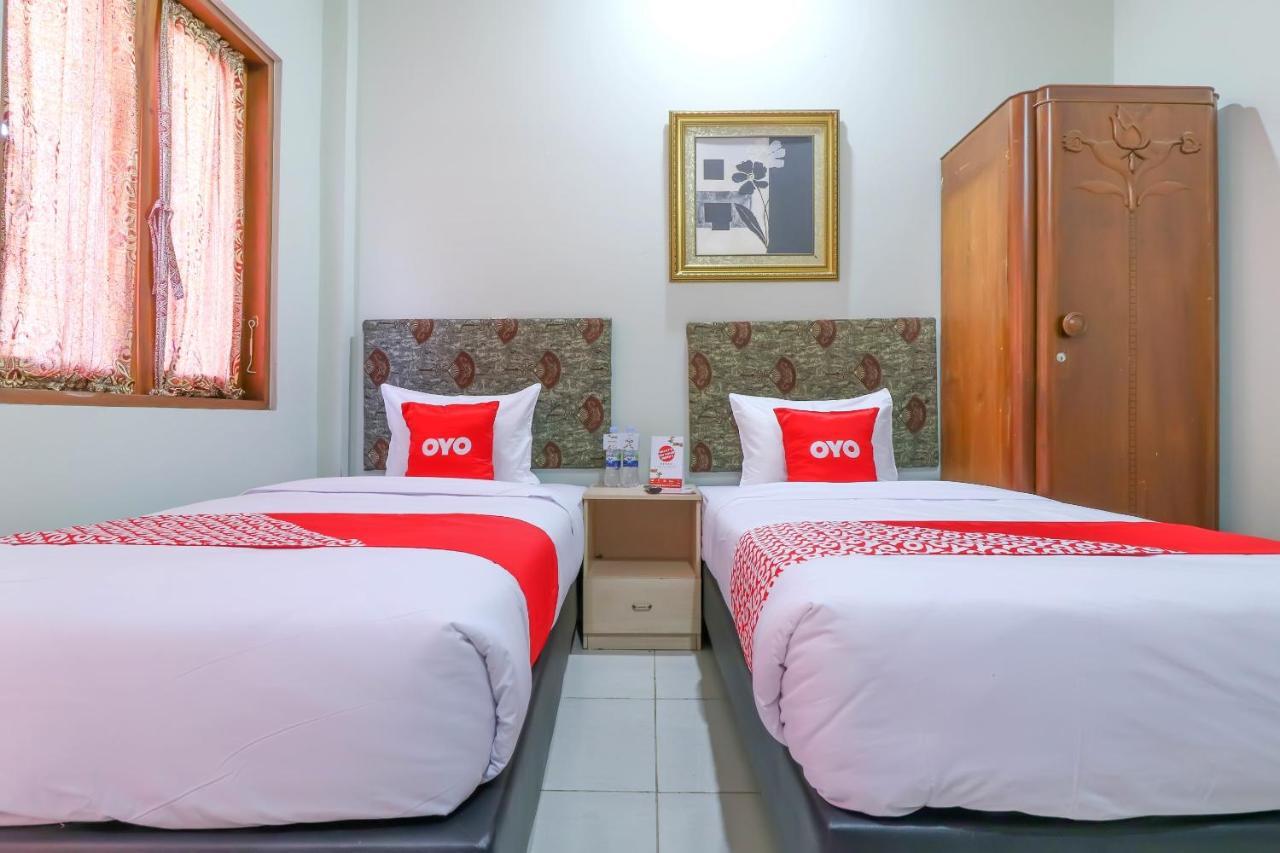 Oyo 1670 Likko Inn Dempassar Exterior foto