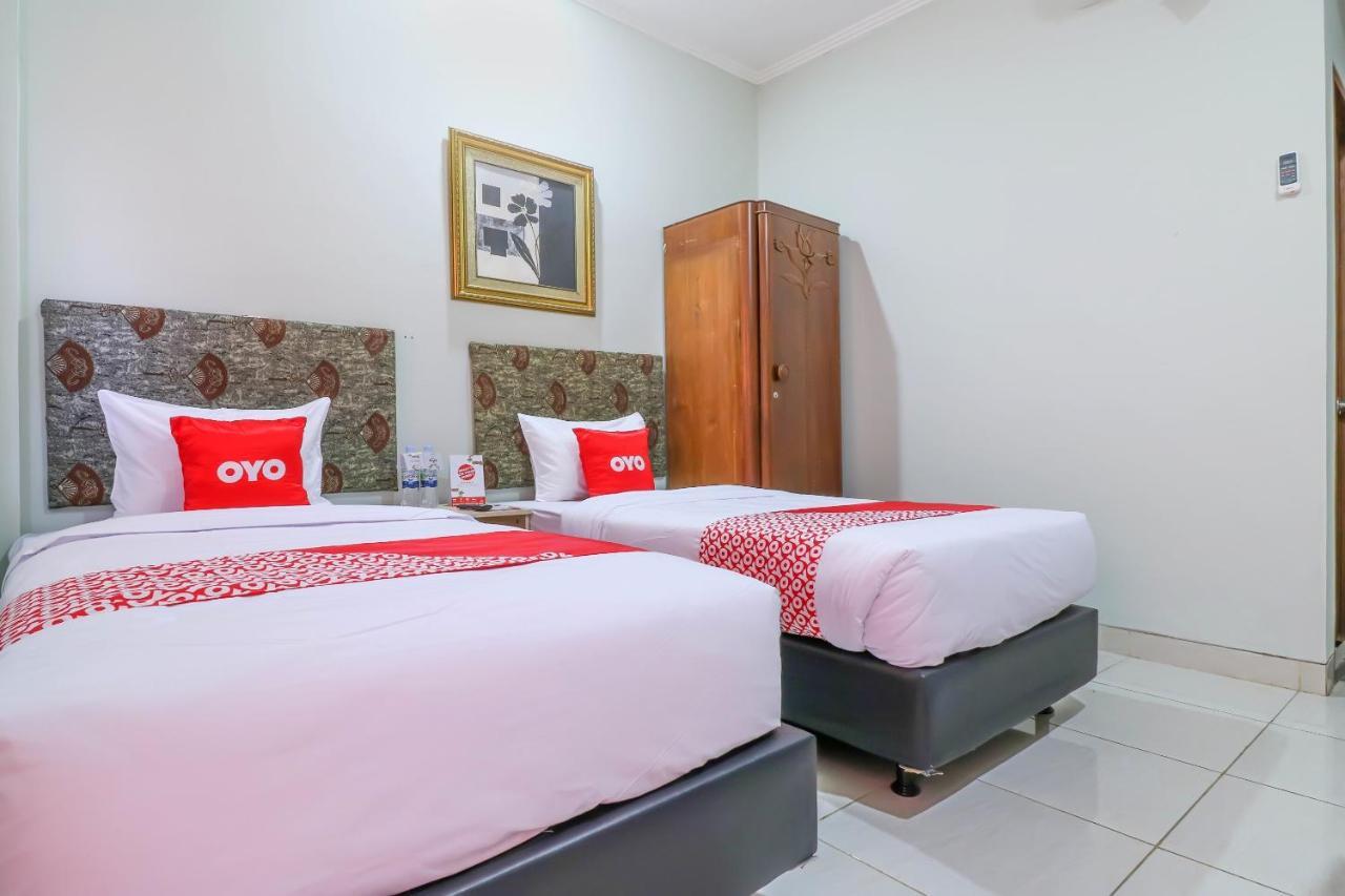 Oyo 1670 Likko Inn Dempassar Quarto foto