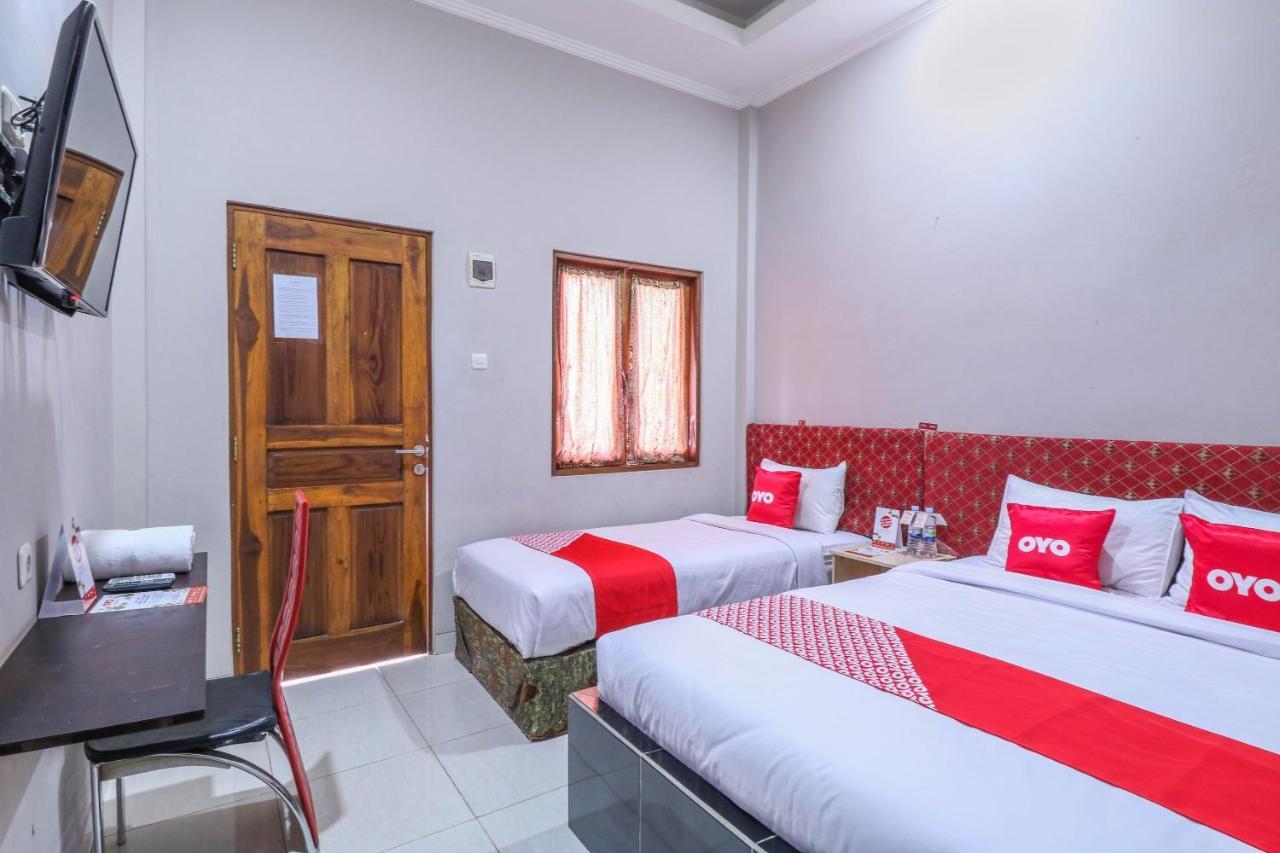 Oyo 1670 Likko Inn Dempassar Exterior foto